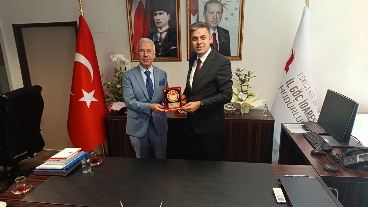 Eskişehir Dost Dernekleri Federasyonu’ndan İl Göç İdaresi’ne ziyaret