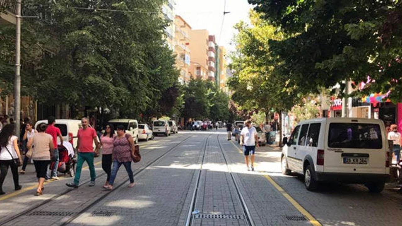 Eskişehir Ismet Inönü Caddesi