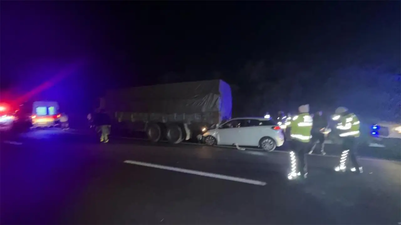 Eskişehir yolunda gece yarısı korkutan kaza!