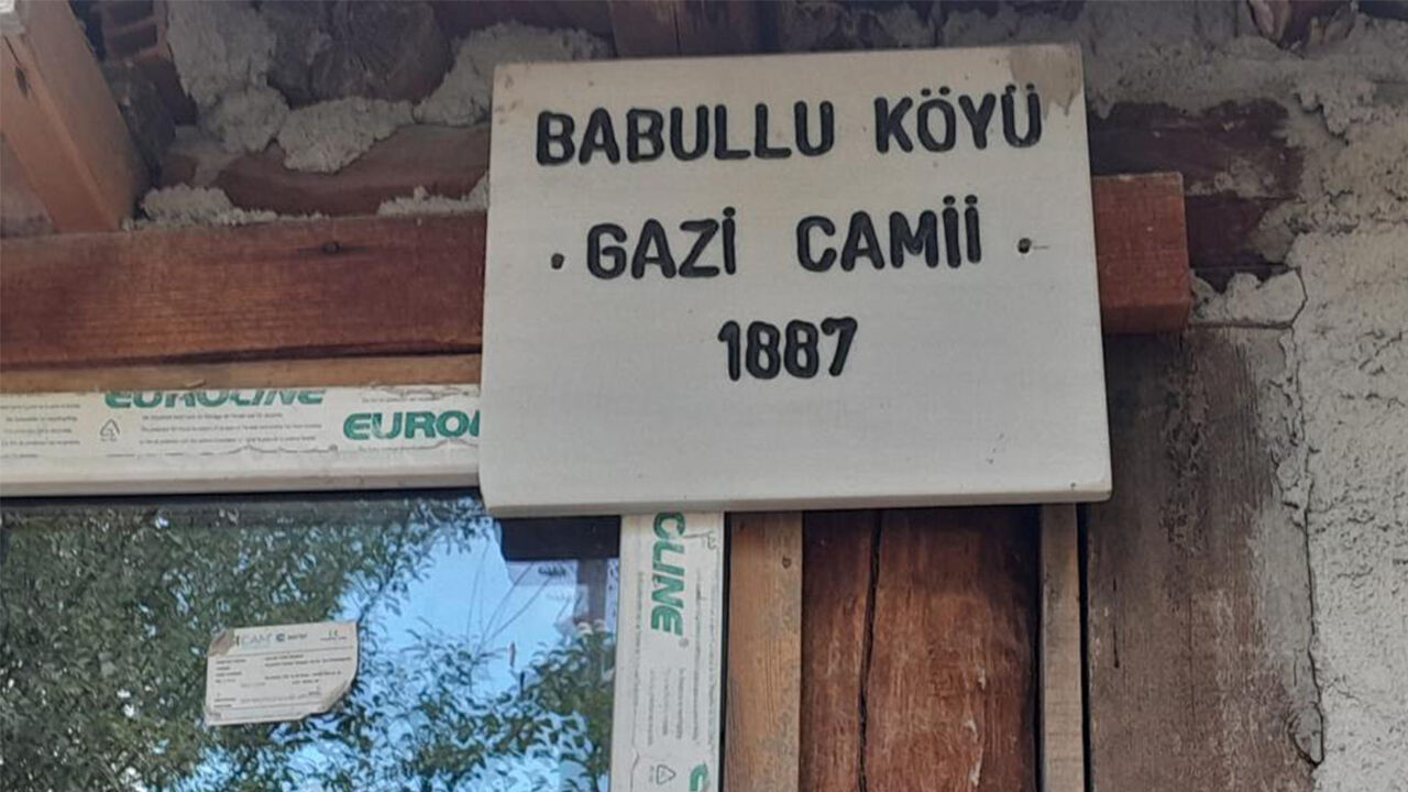Eskişehir’de 800 yıllık camide 50 yıl sonra yeniden Cuma namazı