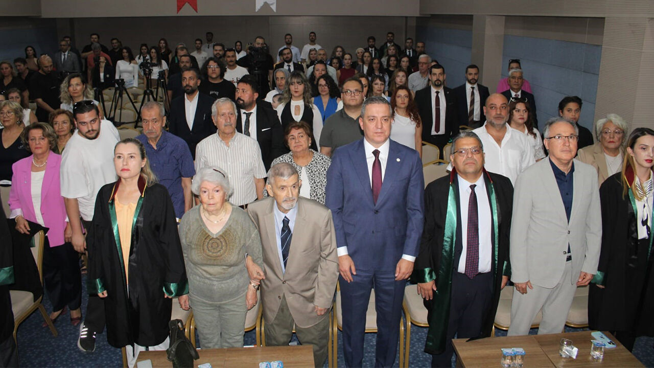 Eskişehir’de Adalet Mücadelesine Adanmış Ömürler Avukatlara Anlamlı Plaket