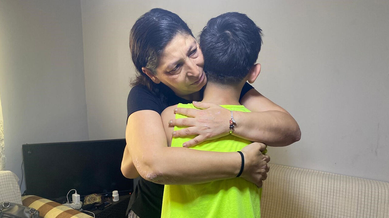 Eskişehir'de anne ve oğlundan yardım çağrısı: 'Ayrılmak istemiyoruz'