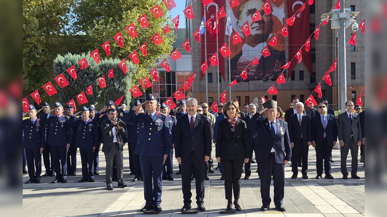 Eskişehir’de Gaziler Günü’nde Anlamlı Tören Duygusal Anlar Yaşandı-1