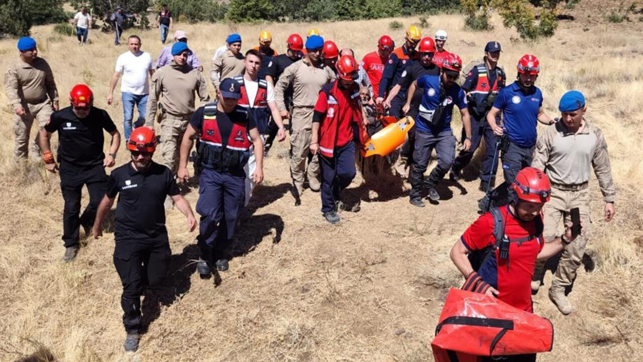Eskişehir’de kayıp vatandaş için seferberlik: 177 kişilik ekip saatlerce aradı