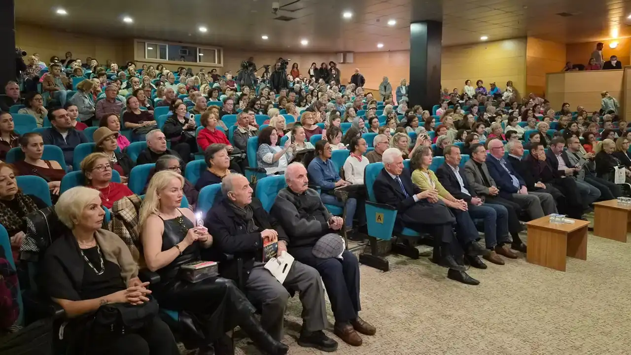 Ayşe Kulin Eskişehir'de Okurlarıyla Bir Araya Geldi Istikbalgazetesi