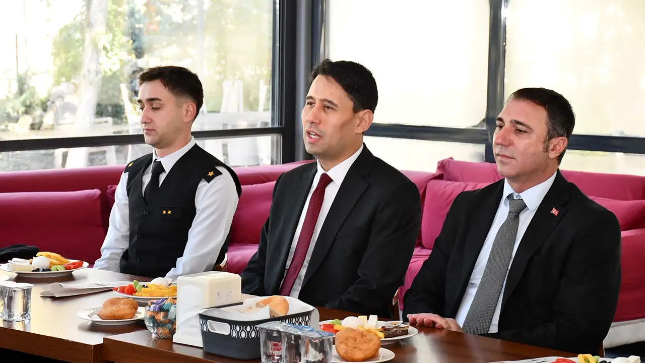 . Beylikova’da Muhtarlarla Bir Araya Geldiler Mahallelerin Sorunları Gündemde2 Istikbalgazetesi