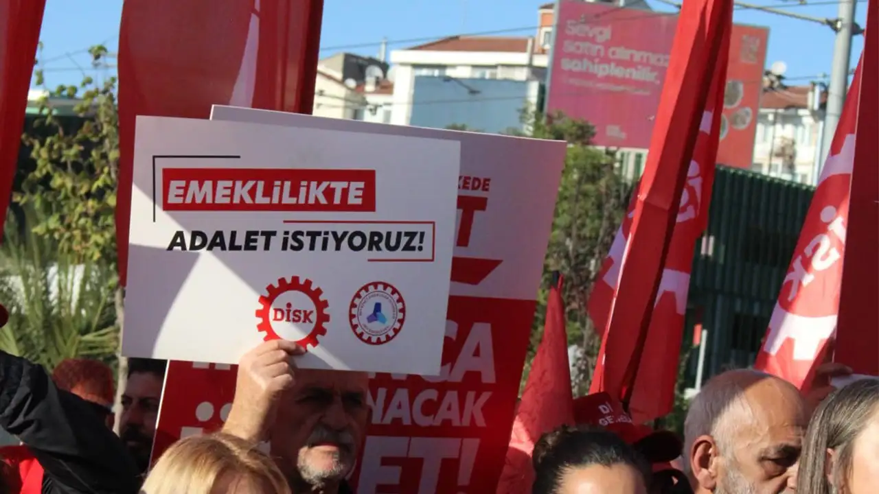 Di̇sk Genel Başkanı Çerkezoğlu Eskişehir’den Seslendi “Vergi Dilimleri Bir Soygun Halini Aldı” Istikbalgazetesi