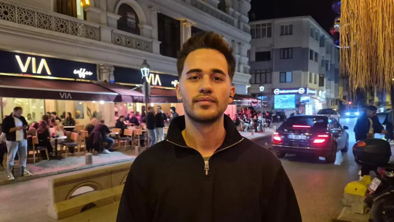 Eskişehir Kafeler Caddesi'nde Gürültü Ve Trafik Kargaşası Istikbalgazetesi-2