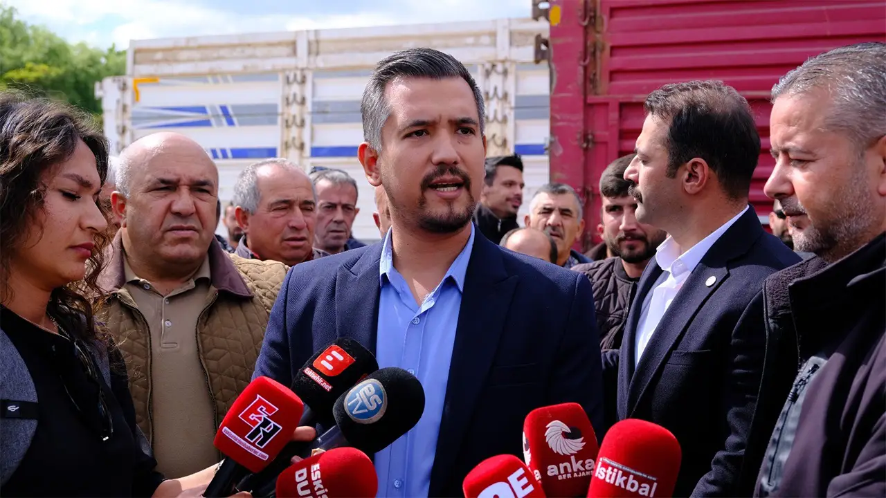 Eskişehir Şeker Fabrikası Nakliyecileri 'Ya Burada Öleceğiz Ya Da Istediğimizi Alacağız' Istikbalgazetesi