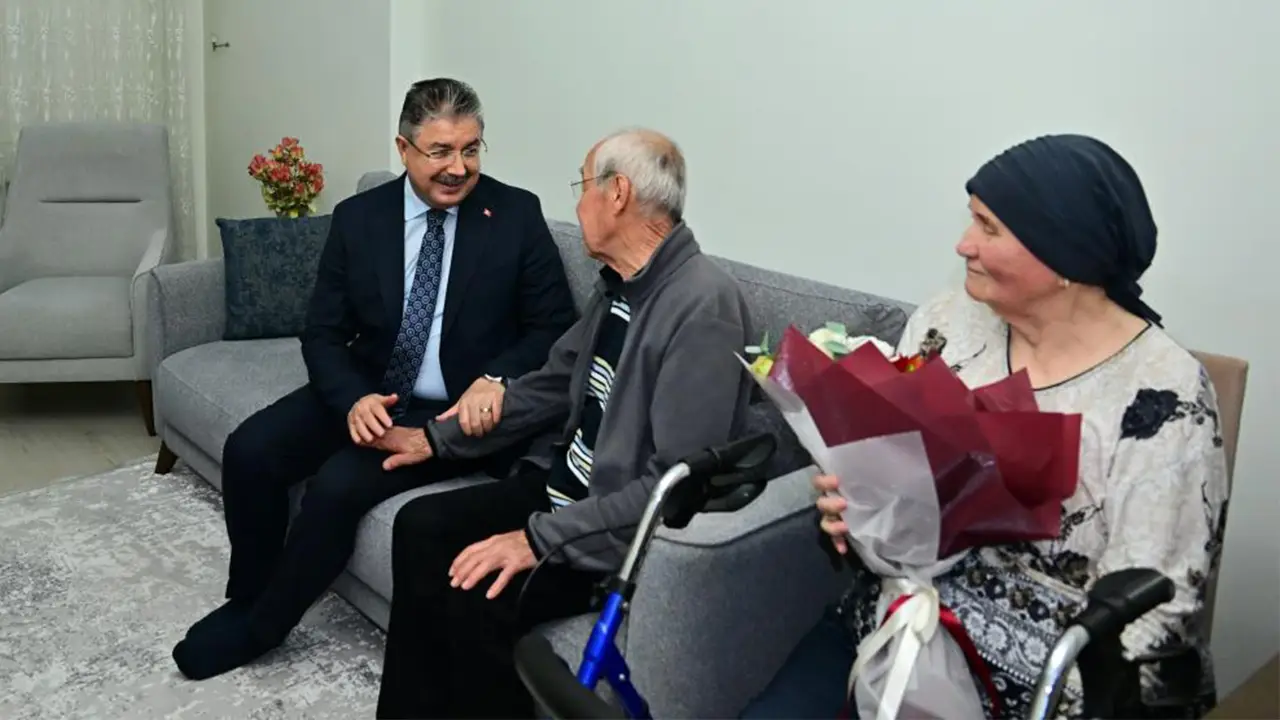 Eskişehir’de 1 Ekim Dünya Yaşlılar Günü’ne Özel Ziyaret Istikbalgazetesi
