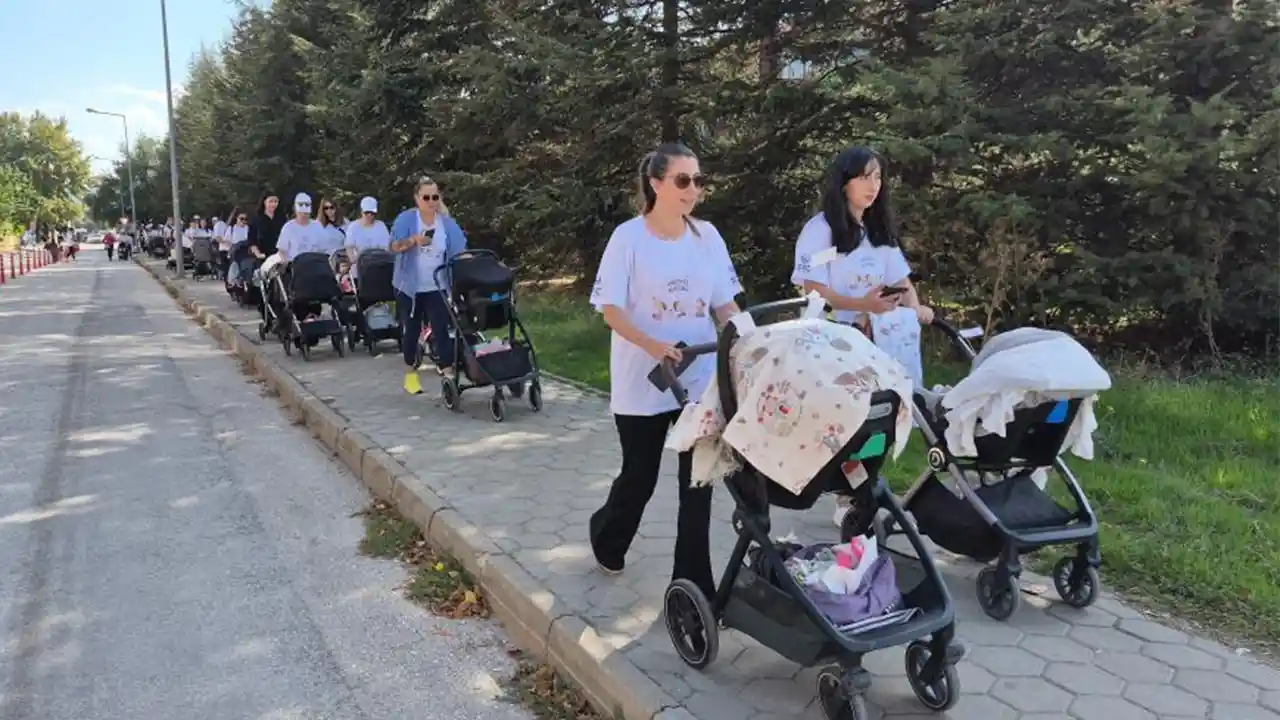 Eskişehir’de 75 Anne Bebekleriyle Parktan Çıkarıldı “Çok Kırıcı Oldu” Istikbalgazetesi-1