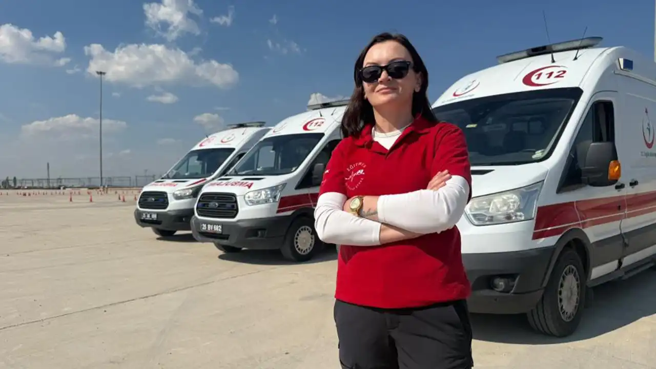 Eskişehir'de Ambulans Sürücülerine Zorlu Parkurlarda Güvenli Sürüş Eğitimi Istikbalgazetesi-1