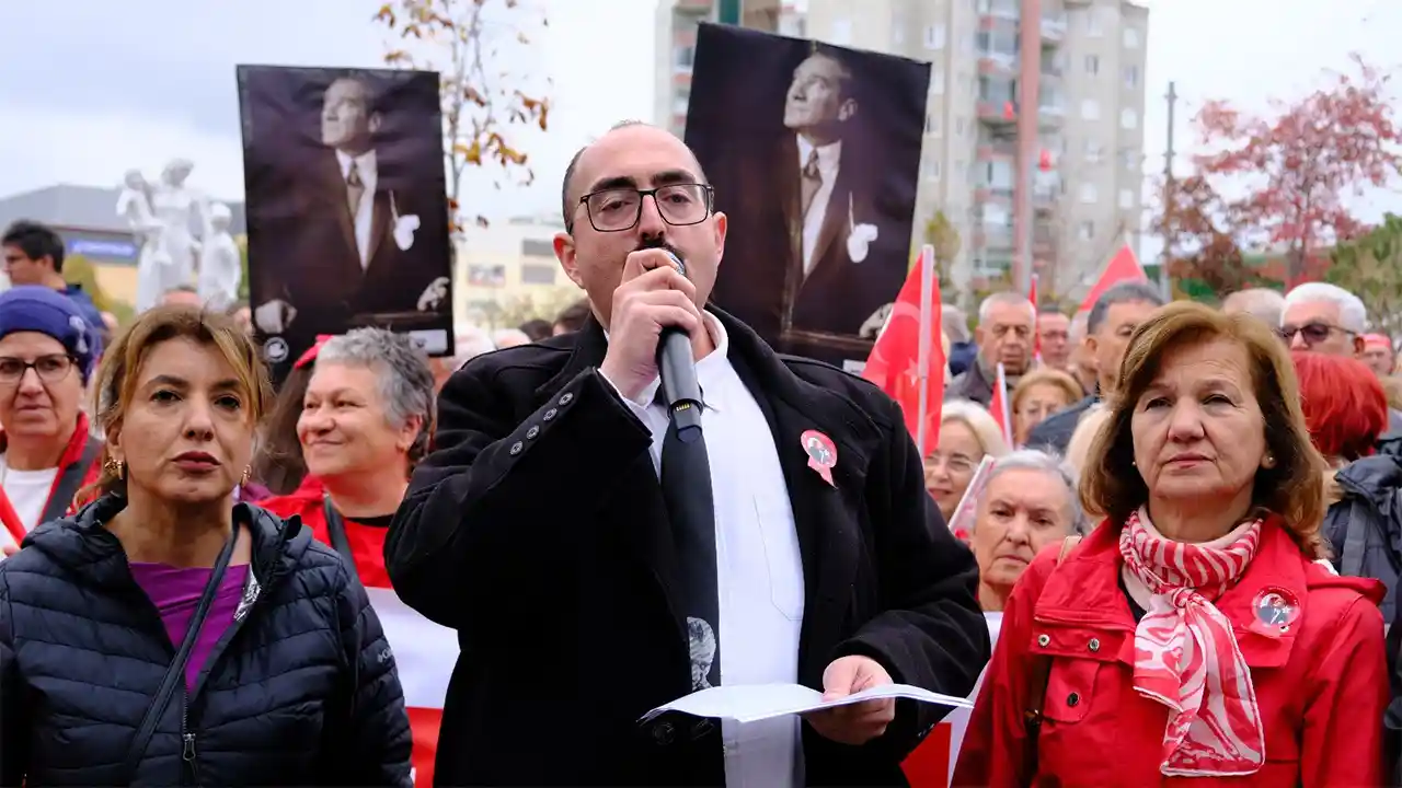 Eskişehir’de Cumhuriyet Coşkusu Binlerce Kişi Vilayet Meydanı'na Yürüdü Istikbalgazetesi-6
