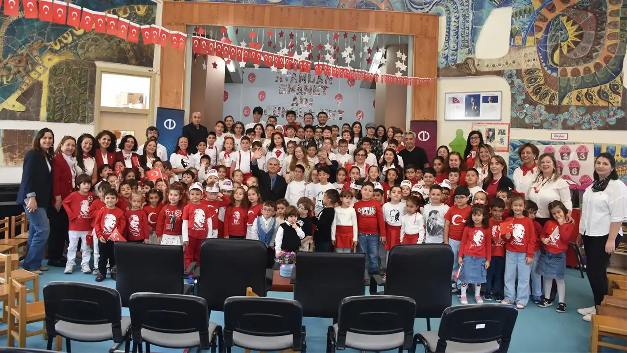 Eskişehir’de Cumhuriyet Coşkusu! İçem Öğrencilerinden Özel Gösteri Istikbalgazetesi