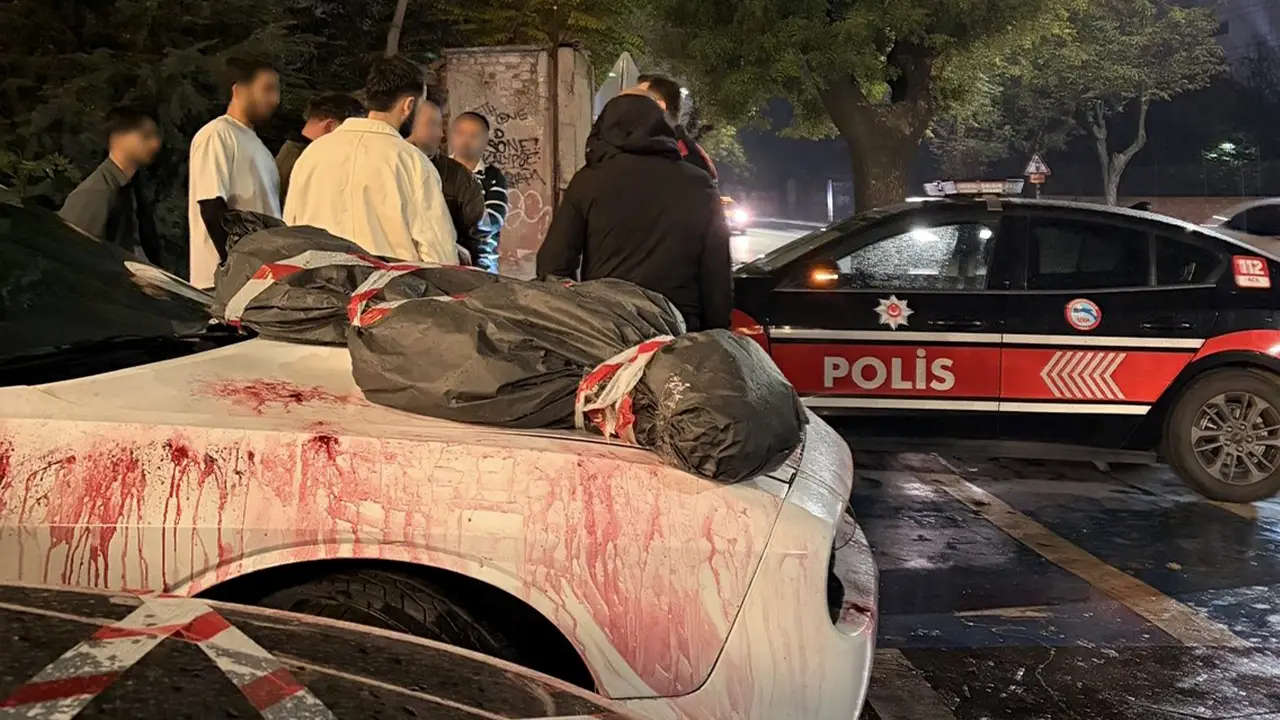 Eskişehir'de Kan Lekesi Ve Cansız Beden Görünen Araç, Polisleri Peşine Taktı2 Istikbalgazetesi