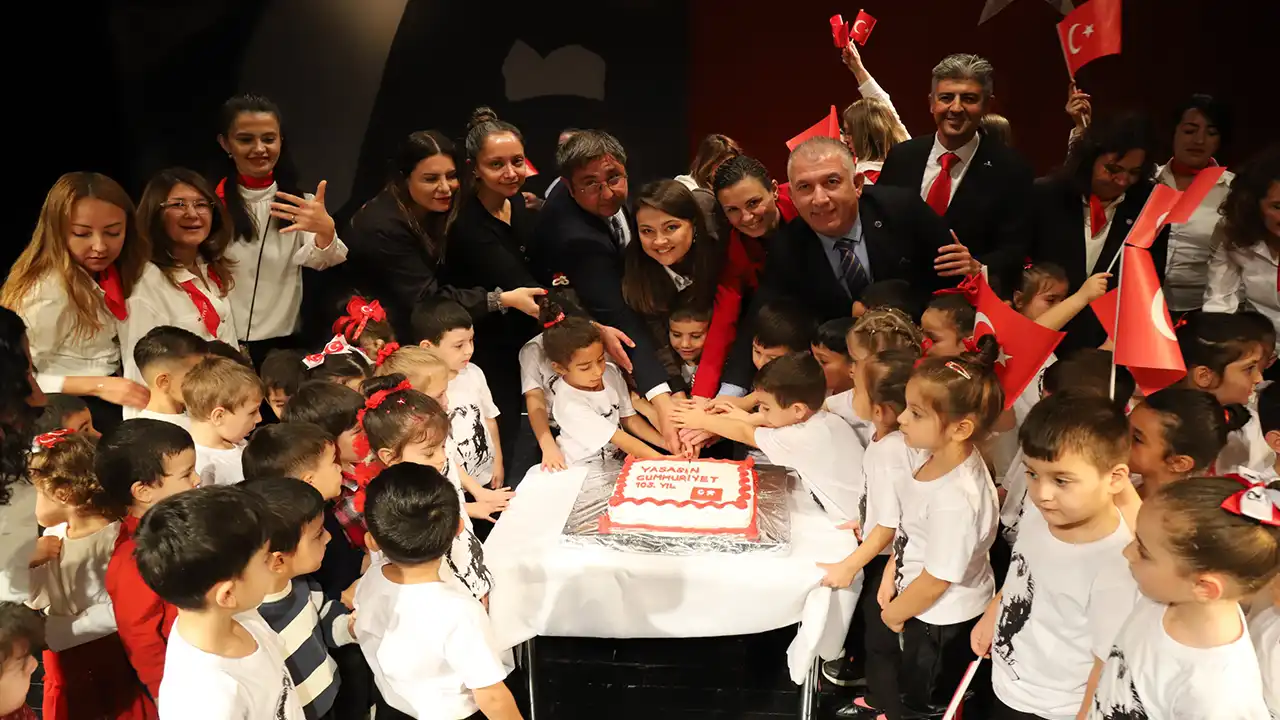 Eskişehir’de Miniklerden Cumhuriyet’e Anlamlı Kutlama! Gösterileri Büyük Beğeni Topladı Istikbalgazetesi