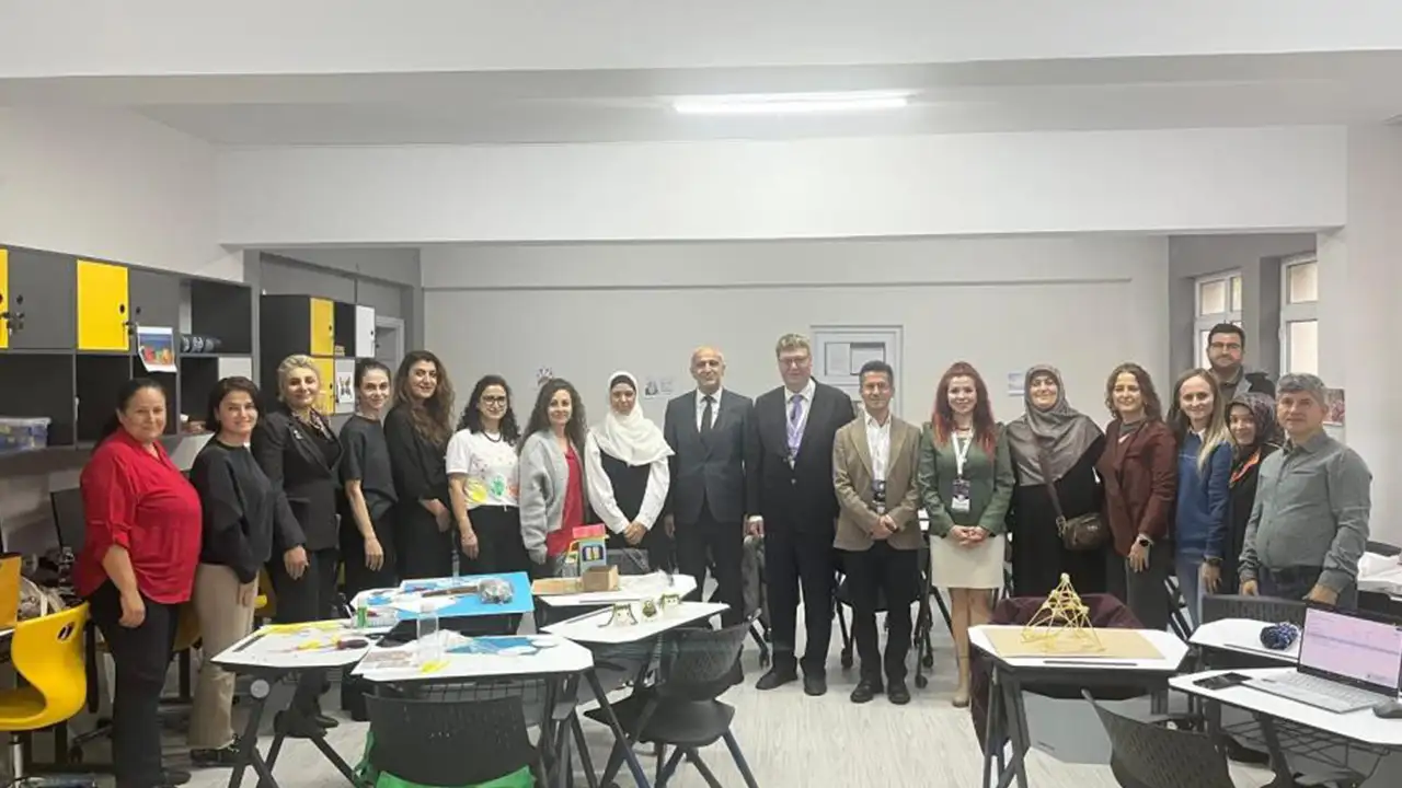 Eskişehir'de Teknoloji Destekli Eğitim Ortamları Değerlendirildi Istikbalgazetesi-1