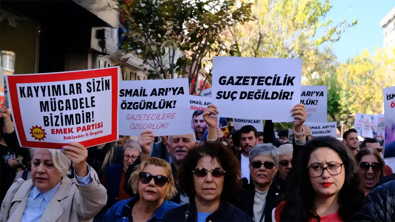 Eskişehir’de Yüzlerce Kişi Sansüre Karşı Yürüdü Bu Düzene Sessiz Kalmayacağız Istikbalgazetesi-3