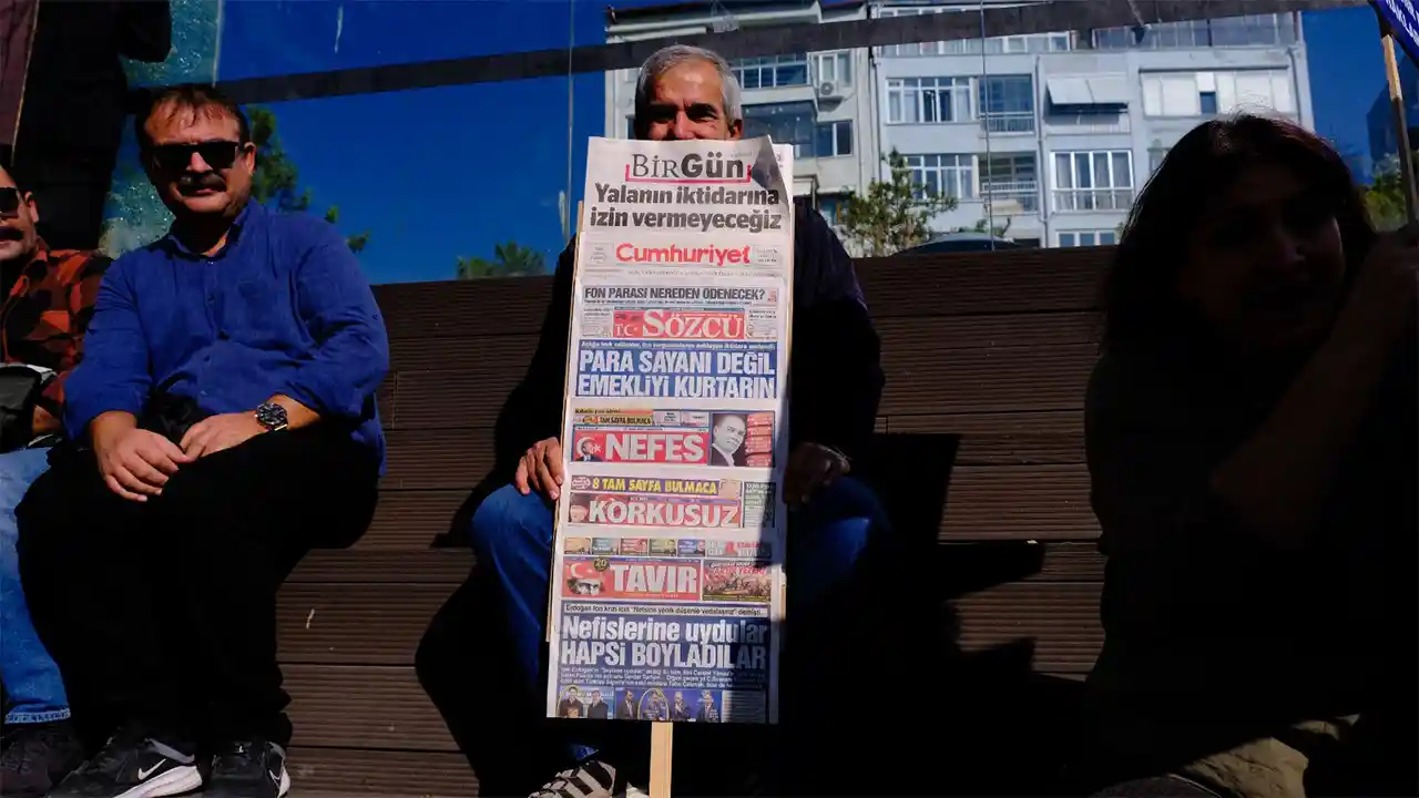 Eskişehir’de Yüzlerce Kişi Sansüre Karşı Yürüdü Bu Düzene Sessiz Kalmayacağız Istikbalgazetesi-4
