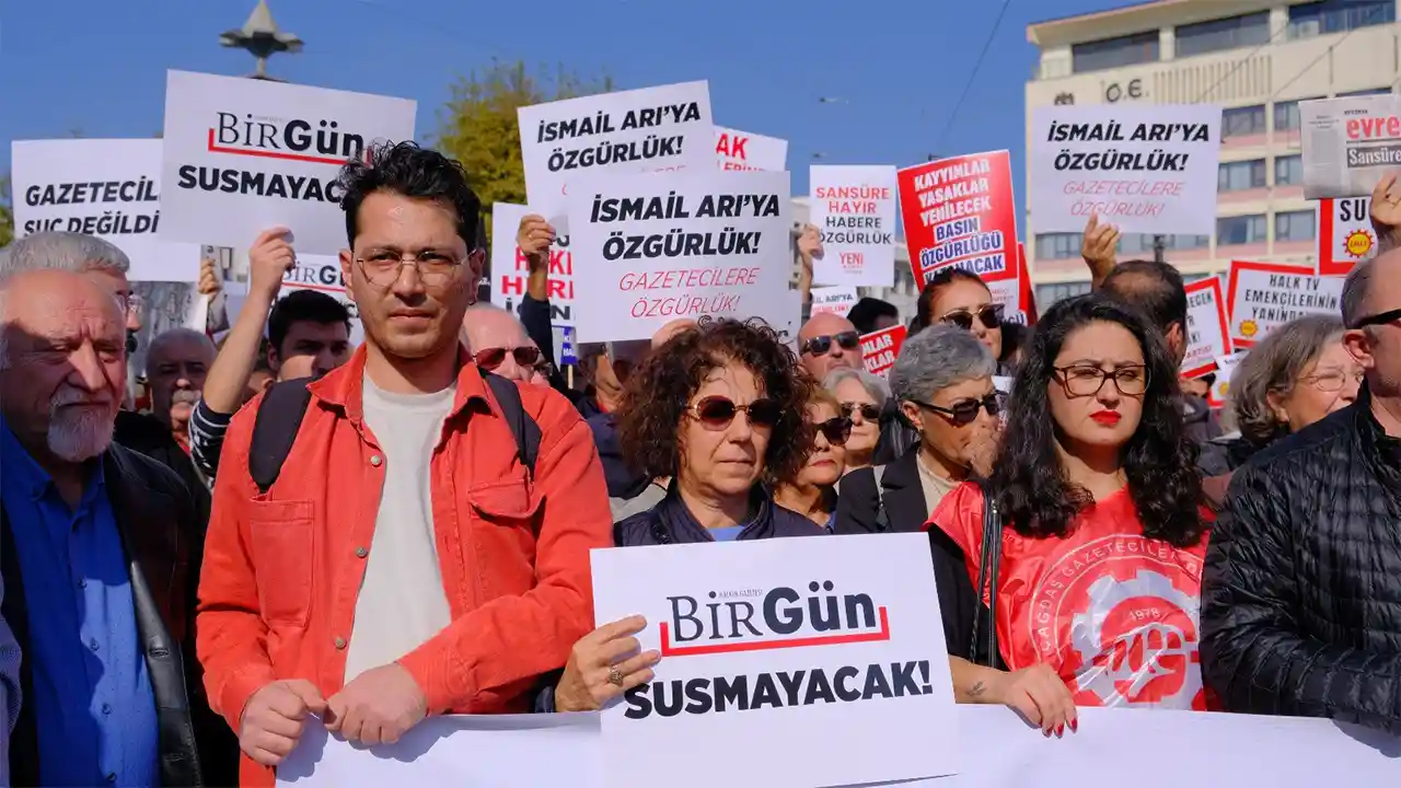 Eskişehir’de Yüzlerce Kişi Sansüre Karşı Yürüdü Bu Düzene Sessiz Kalmayacağız Istikbalgazetesi-6