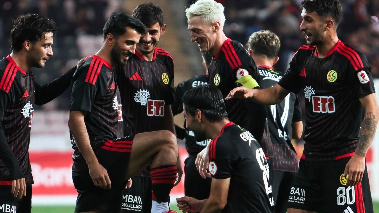 Eskişehirspor kupada rakibine acımadı: Maç 4-1 sona erdi