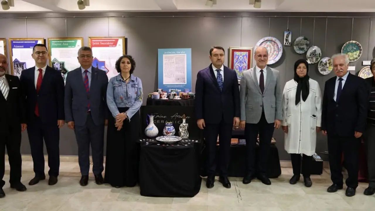 İki Komşu Şehir Sanatla Buluştu Eskişehir’de Şehr I Kütahya Sergisi Açıldı2 Istikbalgazetesi