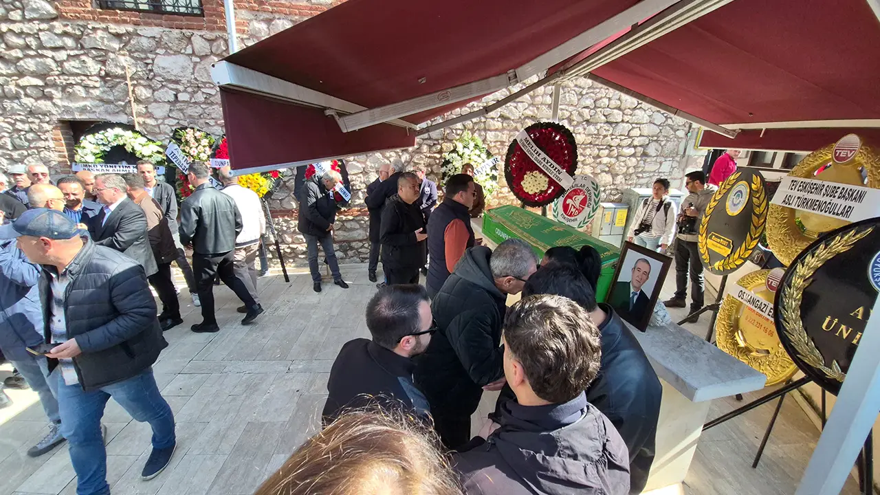 Muhtarlar Günü’nde Hayatını Kaybetmişti Erol Erdal Gürdoğan Toprağa Verildi2 Istikbalgazetesi