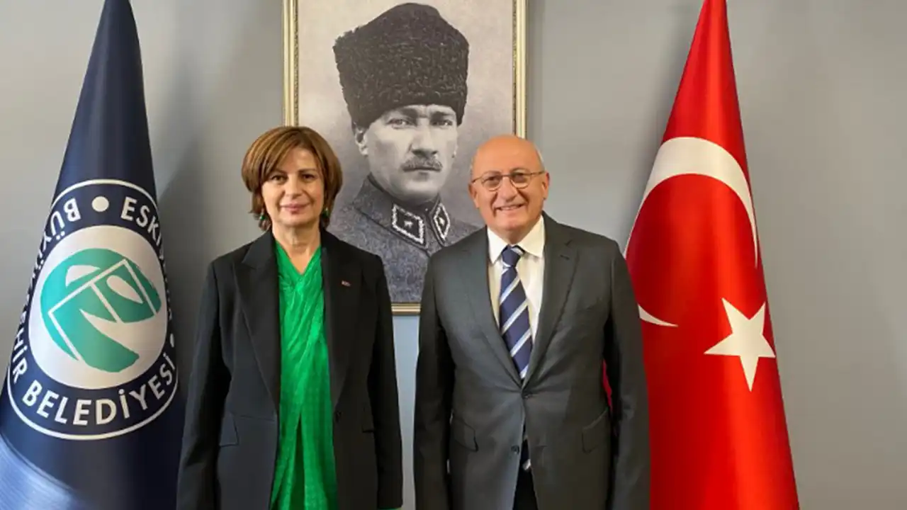 Tbb Başkanvekilliğine Seçilen Ayşe Ünlüce’ye Eskişehirli Vekillerden Destek Istikbalgazetesi-2