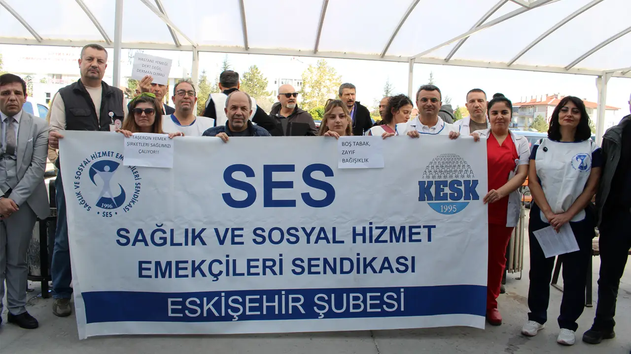 Yunus Emre Devlet Hastanesi Önünde Yemek Protestosu Halk Sağlığını Tehdit Ediyor2 Istikbalgazetesi